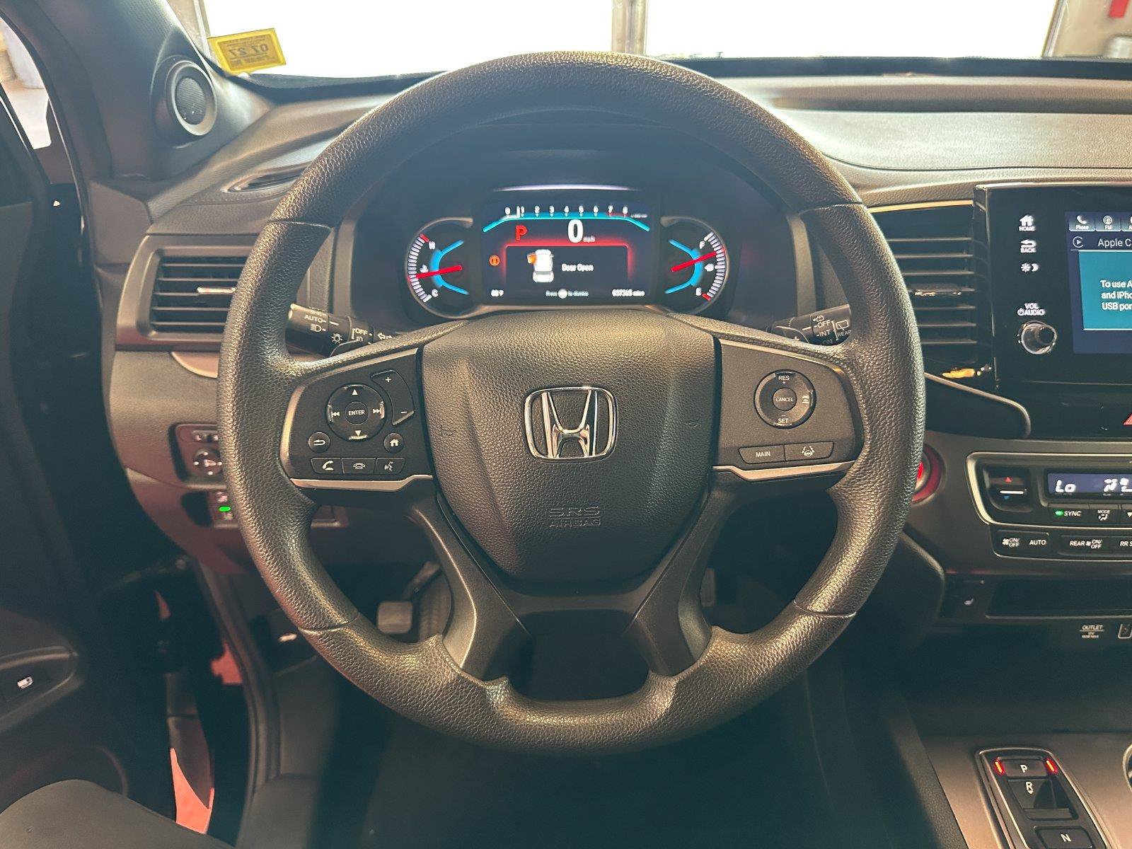 Used 2022 Honda Pilot Sport image 18