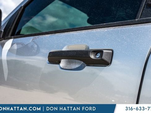 Used 2022 Ford Maverick XLT FWD image 28