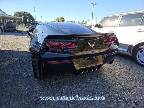 Used 2017 Chevrolet Corvette Stingray Coupe w/ 2LT Preferred Equipment Group image 9