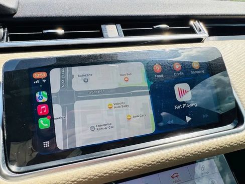 Used 2019 Land Rover Range Rover Velar R-Dynamic SE AWD/4WD image 28