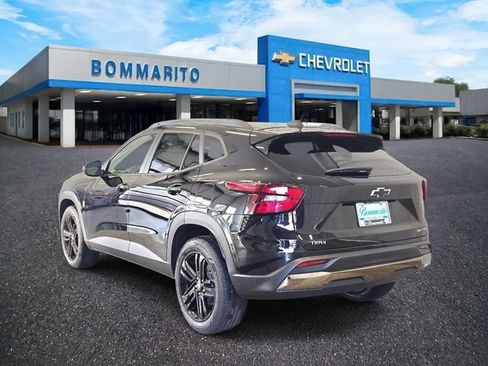 New 2026 Chevrolet Trax ACTIV w/ Driver Confidence Package FWD image 3