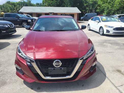 Used 2021 Nissan Altima 2.5 SR w/ SR Premium Package FWD image 4