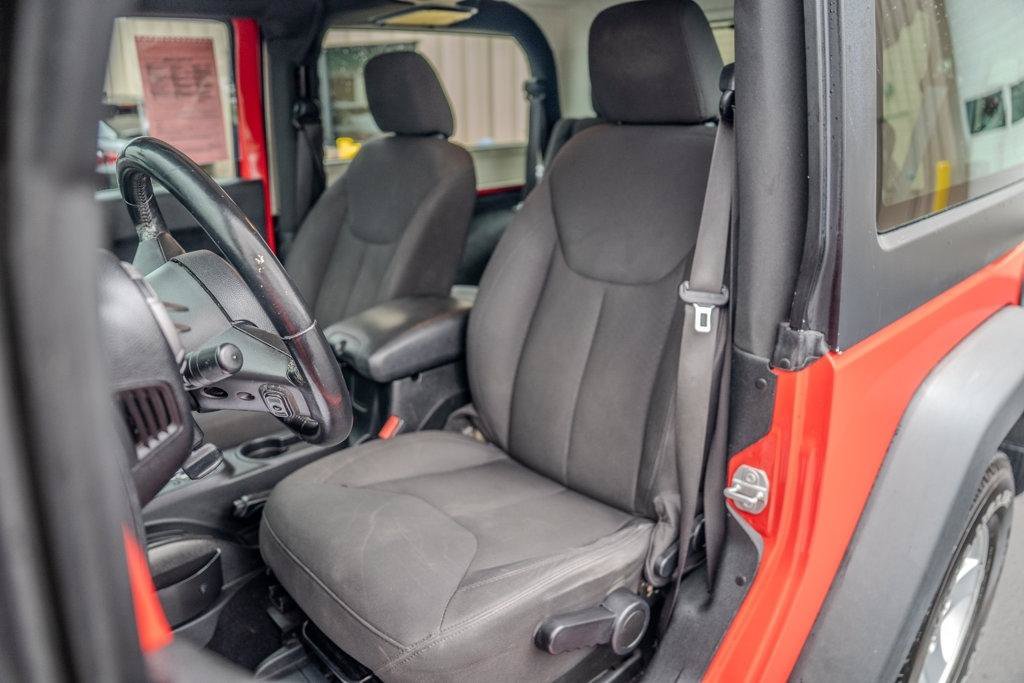 Used 2017 Jeep Wrangler Sport w/ Quick Order Package 24S AWD/4WD image 15