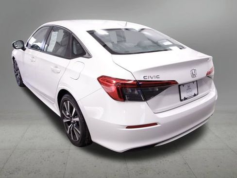 Certified 2023 Honda Civic EX image 4