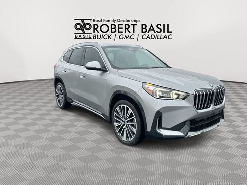 Used 2023 BMW X1 xDrive28i w/ Convenience Package AWD/4WD image 2