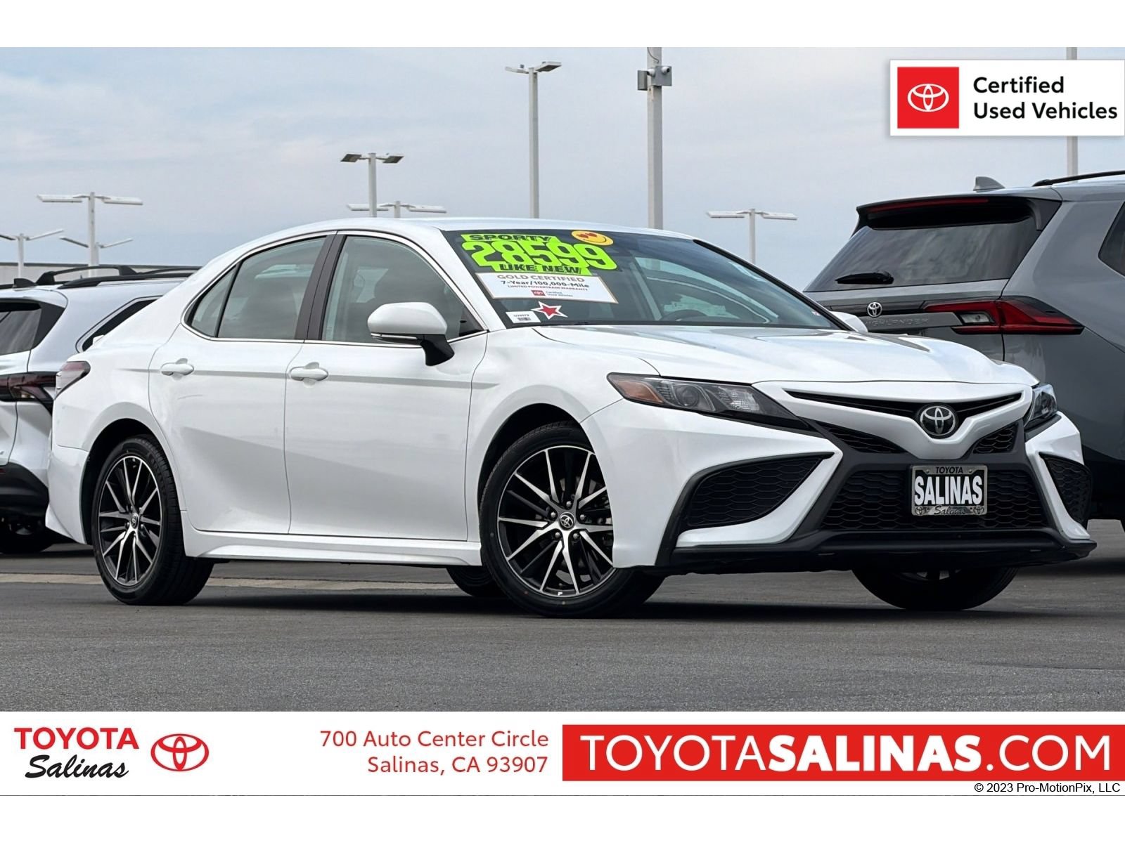 Certified 2024 Toyota Camry SE FWD image 1