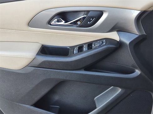 Certified 2023 Chevrolet Traverse LS image 17
