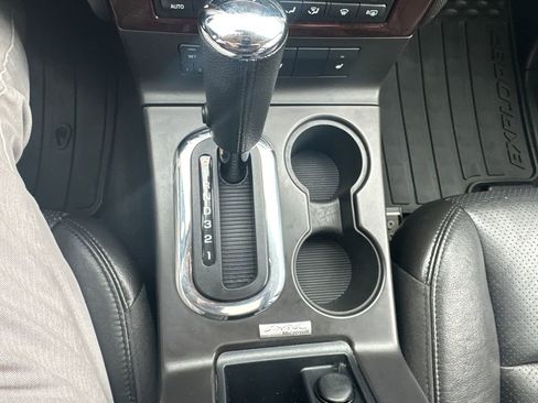 Used 2010 Ford Explorer Limited image 15