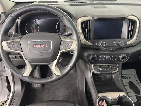 Used 2023 GMC Terrain Denali AWD/4WD image 3