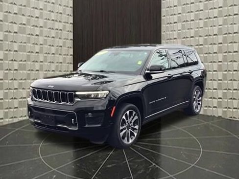 Used 2021 Jeep Grand Cherokee L Overland w/ Luxury Tech Group IV AWD/4WD image 14
