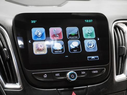 Used 2018 Chevrolet Malibu Premier w/ Driver Confidence Package image 24