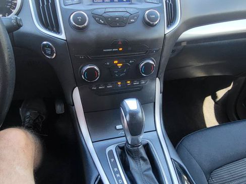 Used 2017 Ford Edge SEL AWD/4WD image 59