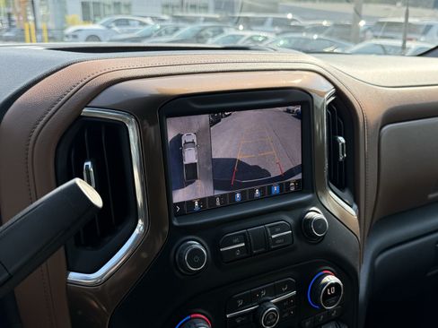Used 2021 Chevrolet Silverado 2500 High Country w/ Z71 Off-Road Package AWD/4WD image 22