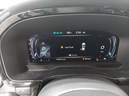 Used 2024 INFINITI QX60 Sensory AWD/4WD image 7