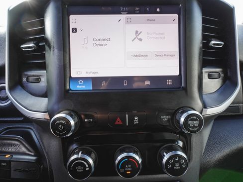 Used 2024 RAM 2500 Big Horn image 17