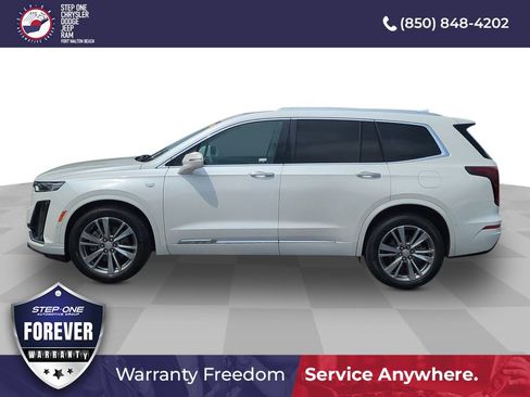 Used 2020 Cadillac XT6 Premium Luxury FWD image 3