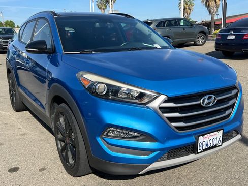 Used 2017 Hyundai Tucson Night FWD image 3