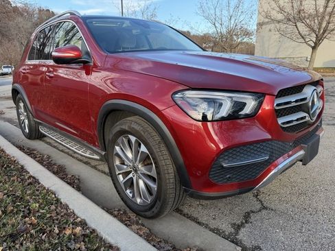 Used 2021 Mercedes-Benz GLE 350 4MATIC w/ Premium Package image 3