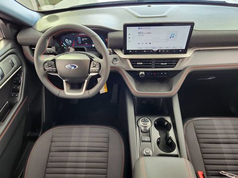 New 2026 Ford Explorer ST-Line AWD/4WD image 16