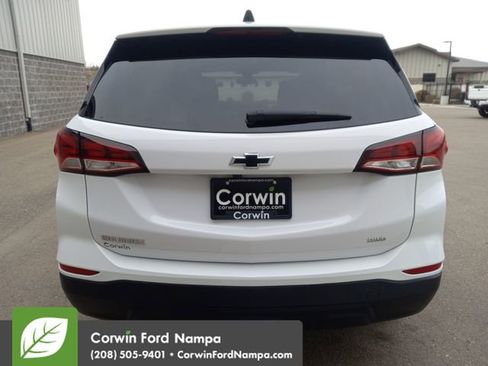 Used 2023 Chevrolet Equinox LS w/ LS Convenience Package image 4