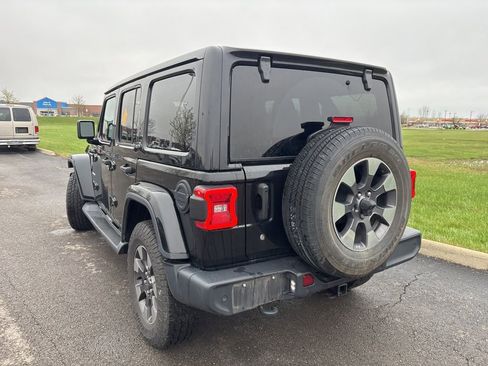 Used 2018 Jeep Wrangler Unlimited Sahara w/ Dual Top Group image 7