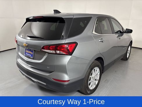 Used 2024 Chevrolet Equinox LT FWD image 11