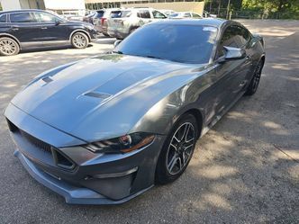 Used 2022 Ford Mustang Premium RWD image 1