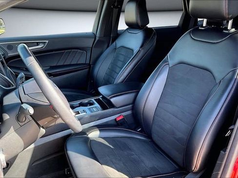 Used 2024 Ford Edge ST-Line image 21