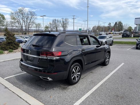 Used 2023 Volkswagen Atlas SE AWD/4WD image 4