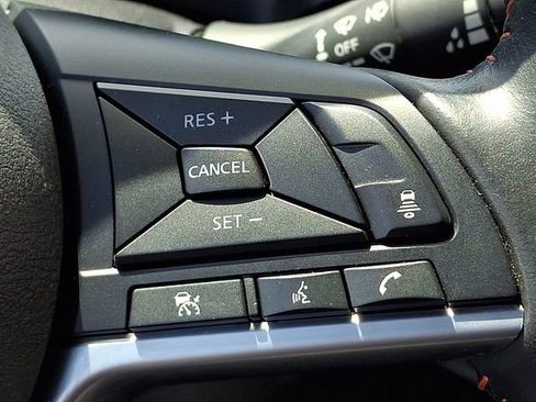 Used 2024 Nissan Sentra SR FWD image 21