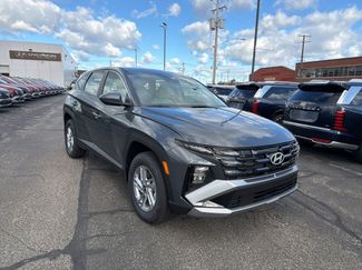 New 2026 Hyundai Tucson SE video 1