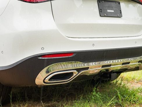 New 2025 Mercedes-Benz GLC 350e 4MATIC image 7