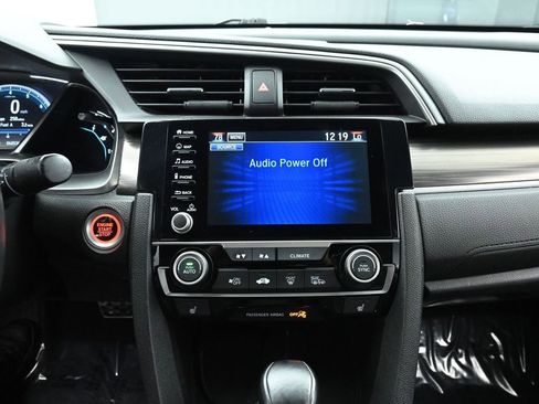 Used 2019 Honda Civic Touring image 20