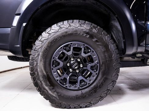 Used 2025 Ford F150 Raptor w/ Equipment Group 803A Raptor R image 13