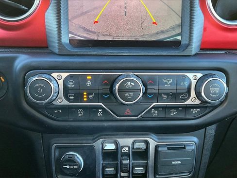 Certified 2021 Jeep Wrangler Unlimited Rubicon image 18