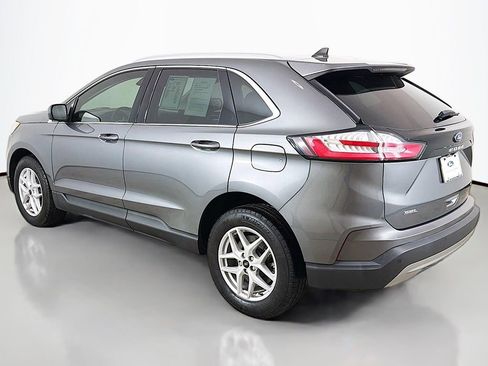 Used 2024 Ford Edge SEL w/ Convenience Package image 7