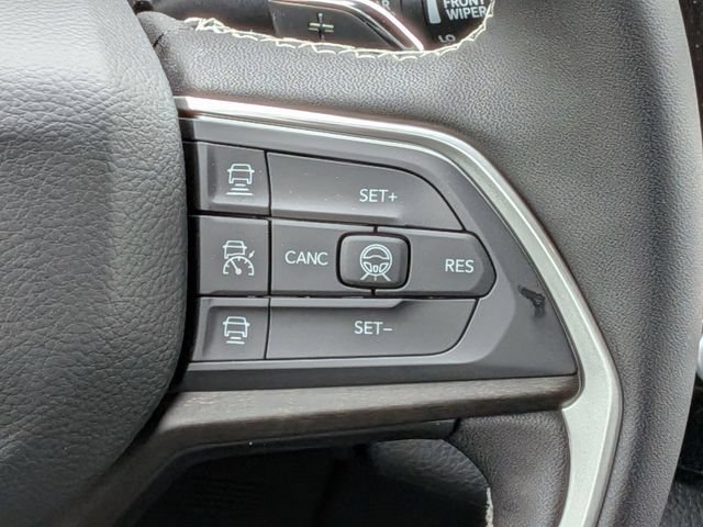 New 2026 Jeep Grand Cherokee Limited w/ Limited Altitude Package AWD/4WD image 20