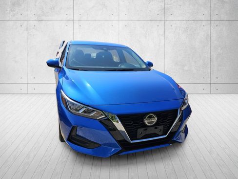 Used 2023 Nissan Sentra SV w/ All-Weather Package FWD image 4