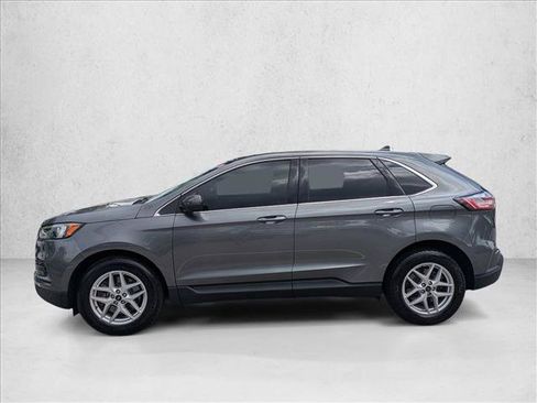 Used 2024 Ford Edge SEL AWD/4WD image 9
