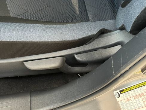 Used 2025 Nissan Versa SV w/ Trunk Package FWD image 22