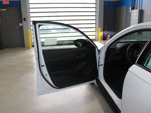 New 2026 Honda Accord SE image 16