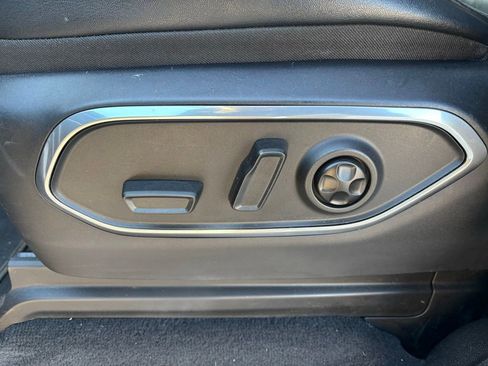 Used 2023 Jeep Wagoneer L Series II image 14