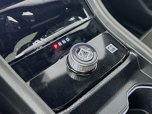 New 2026 Jeep Grand Cherokee L 2WD image 12