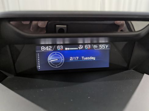 Used 2024 Subaru Forester Touring image 19