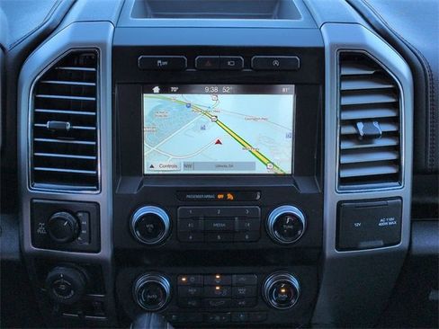 Used 2019 Ford F150 Platinum w/ Equipment Group 701A Luxury image 18