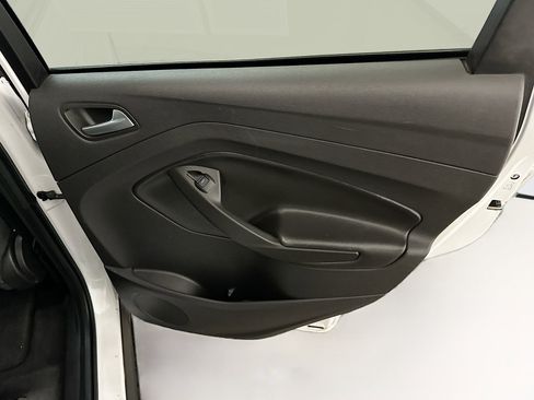 Used 2014 Ford Escape SE image 29