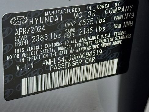 Used 2024 Hyundai Sonata Limited FWD image 17