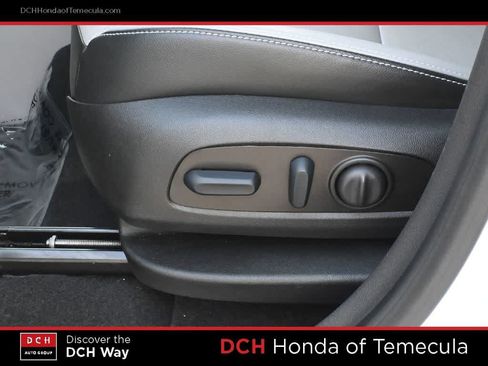 Used 2023 GMC Terrain SLT w/ Tech Package AWD/4WD image 16