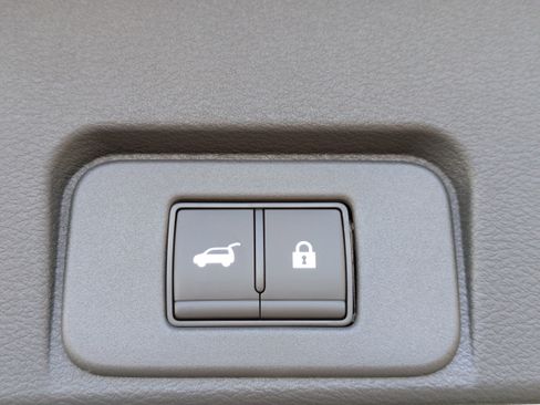 New 2026 Nissan Rogue Platinum image 14