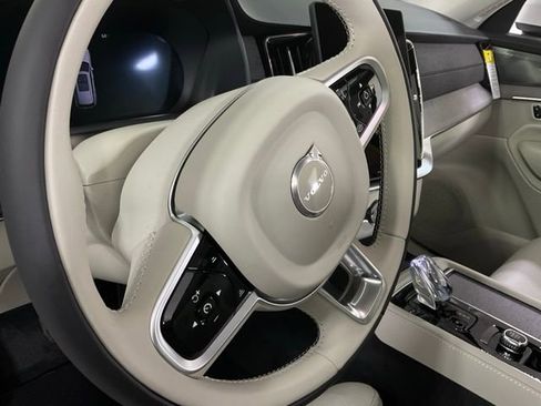 New 2026 Volvo XC90 B6 Ultra w/ Protection Package image 19